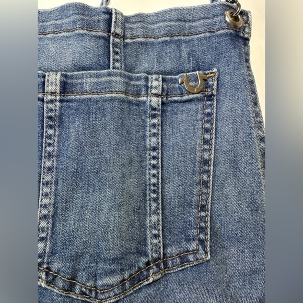 True Religion Denim Overall Shorts Raw Hem Adjustable Straps Side Buttons Large - Picture 4 of 13